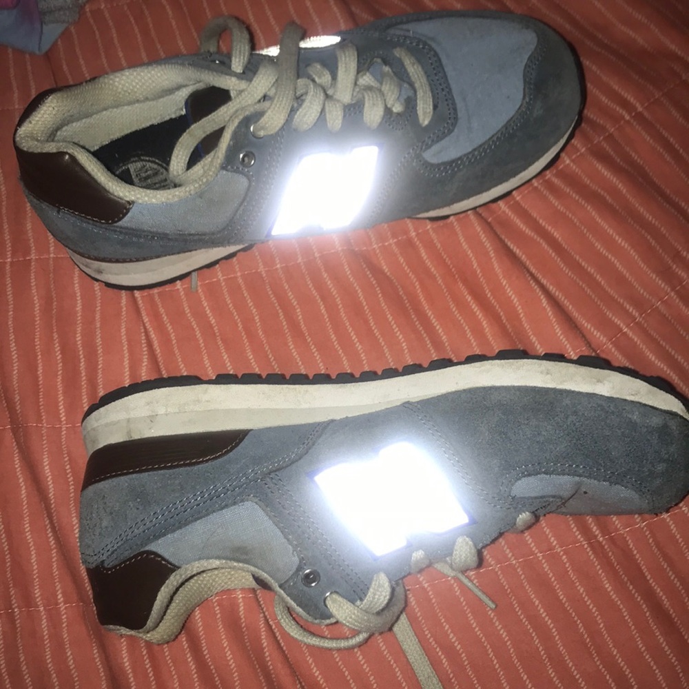 New balance shoes - Picture 2 of 2